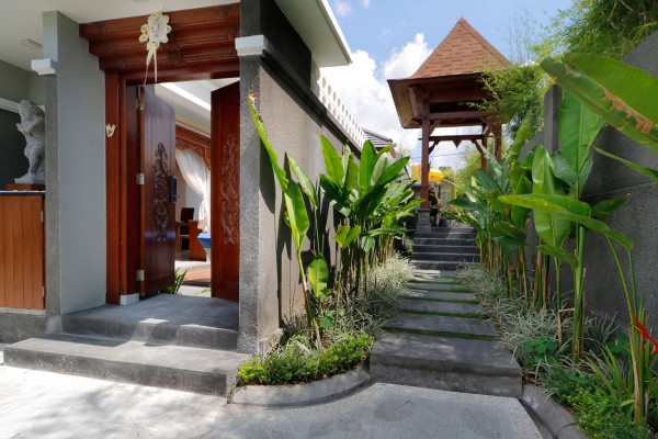 Private Gate villas